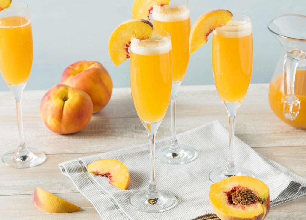 Prosecco drink bellini